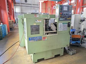ツガミ　P008175 ＮＣアンギュラ円筒研削盤　2008　G18AB