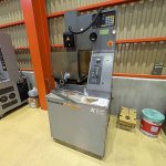 P009085 細穴放電加工機